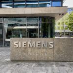 German industrial conglomerate Siemens is investing two billion euros (CZK 47.6 billion) in a global production increase.