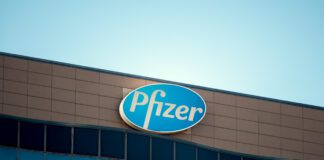 US pharmaceutical company Pfizer's first-quarter net profit fell 98 per cent to US$41 million.